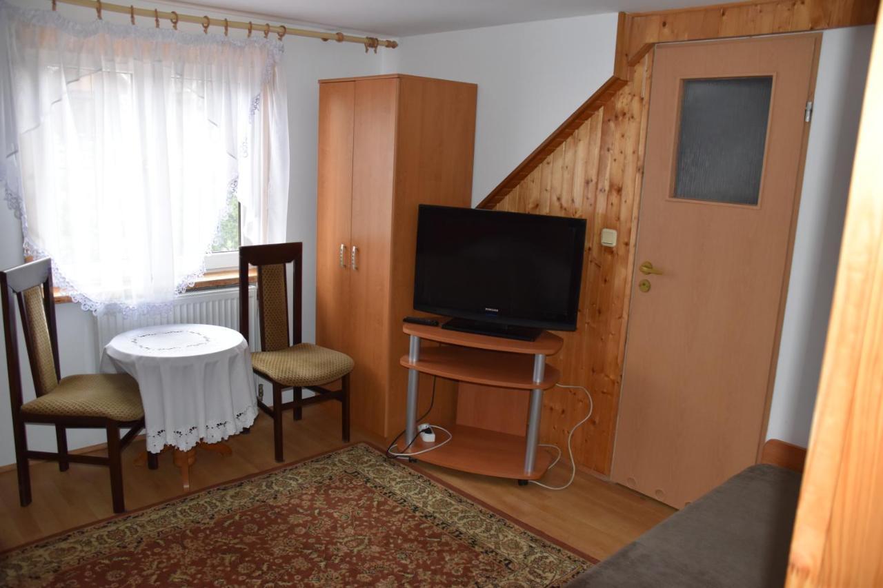 Domek Jaskolka Bialowieza Bagian luar foto